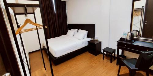 Imagen de la habitación del Hotel ABA. Foto 20