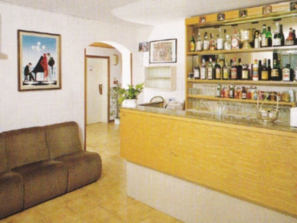 Imagen general del Hotel ABAY. Foto 3