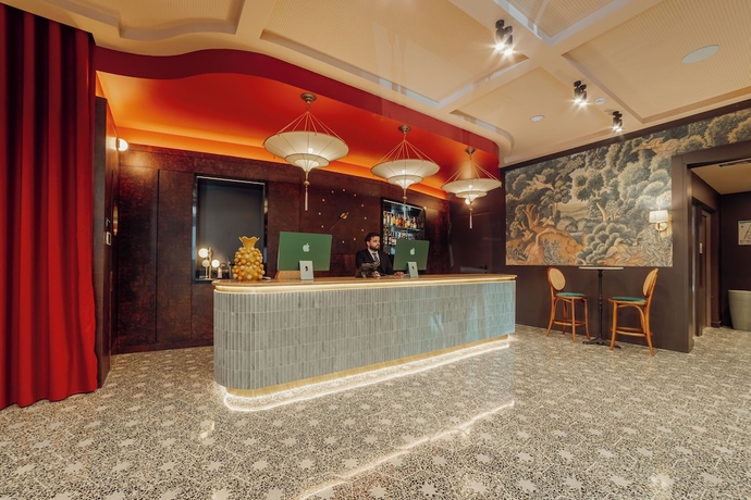 Imagen de los interiores del Hotel ABC Porto - Campanh&atilde;. Foto 13