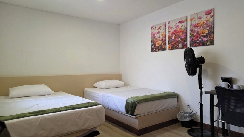 Imagen de la habitación del Hotel ABC-53. Foto 5