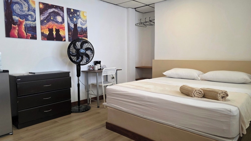 Imagen de la habitación del Hotel ABC-53. Foto 7