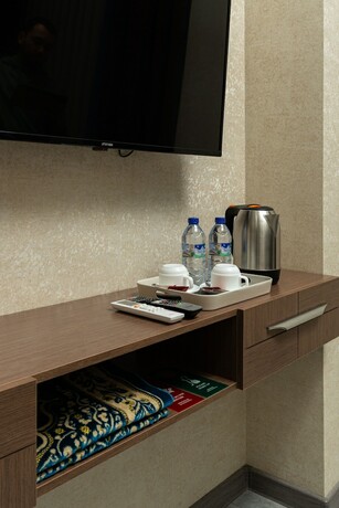 Imagen de la habitación del Hotel ABIS Palace hotel. Foto 18