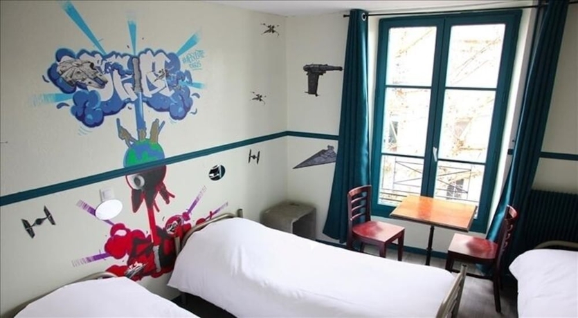 Imagen de la habitación del Hotel ABSOLUTE, París. Foto 11