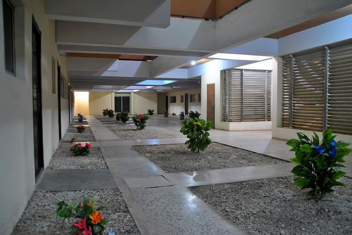 Imagen de los interiores del Hotel ABUs LTD zaria. Foto 18