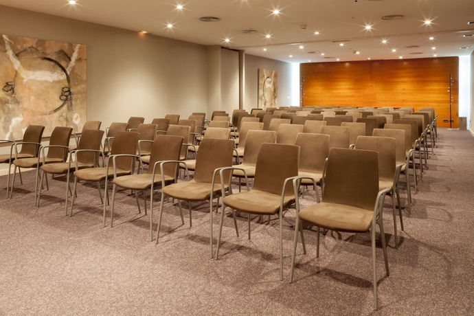 Imagen de los interiores del Hotel AC Badajoz by Marriott. Foto 14