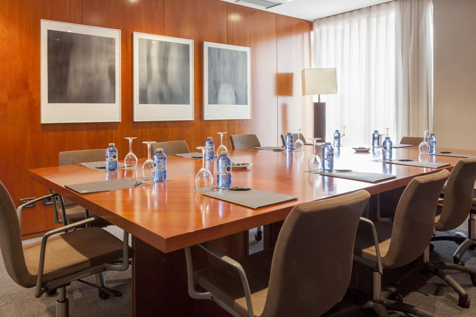 Imagen de los interiores del Hotel AC Badajoz by Marriott. Foto 15