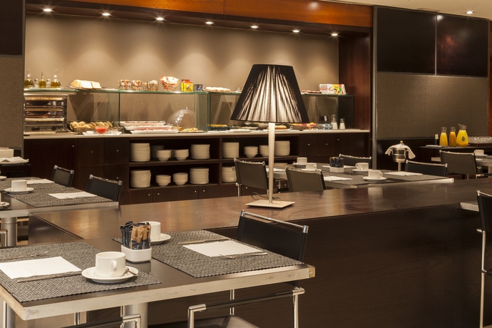 Imagen del bar/restaurante del Hotel AC Badajoz by Marriott. Foto 5