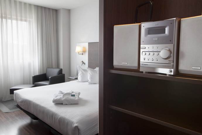 Imagen de la habitación del Hotel AC Gij&oacute;n By Marriott. Foto 11