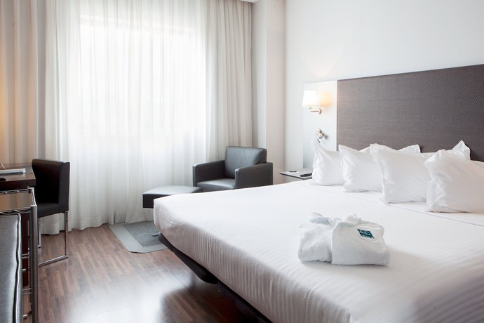 Imagen de la habitación del Hotel AC Gij&oacute;n By Marriott. Foto 14