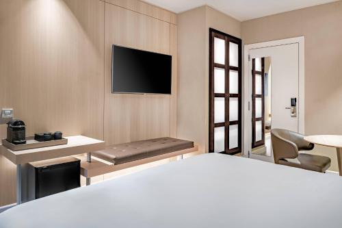 Imagen de la habitación del Hotel AC Hotel Irla by Marriott. Foto 15