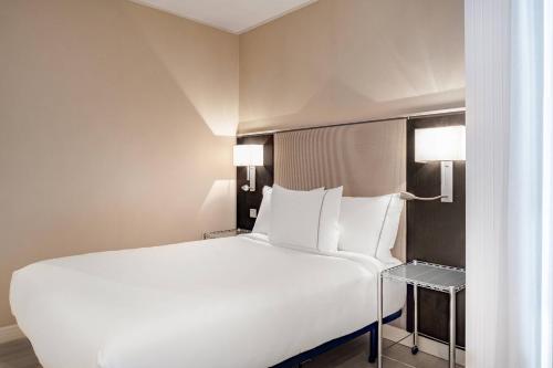 Imagen de la habitación del Hotel AC Hotel Irla by Marriott. Foto 16