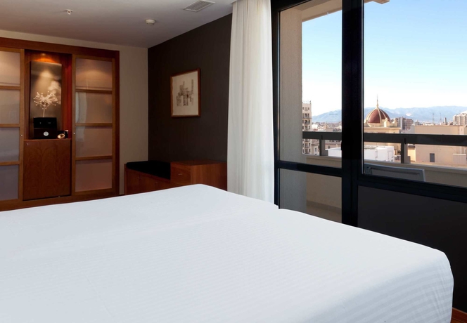 Imagen de la habitación del Hotel AC Hotel Malaga Palacio by Marriott. Foto 5