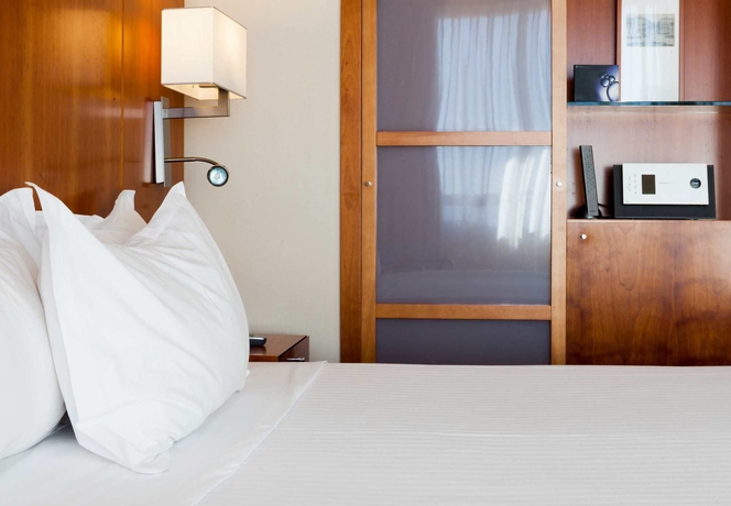 Imagen de la habitación del Hotel AC Hotel Malaga Palacio by Marriott. Foto 7