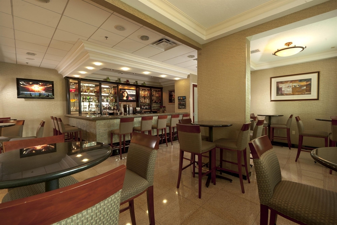 Imagen del bar/restaurante del Hotel AC Hotel Orlando Lake Buena Vista. Foto 3