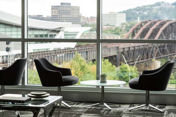 Imagen de los interiores del Hotel AC Hotel Pittsburgh Downtown. Foto 16
