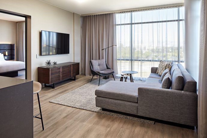 Imagen de la habitación del Hotel AC Hotel Santa Rosa Sonoma Wine Country. Foto 10