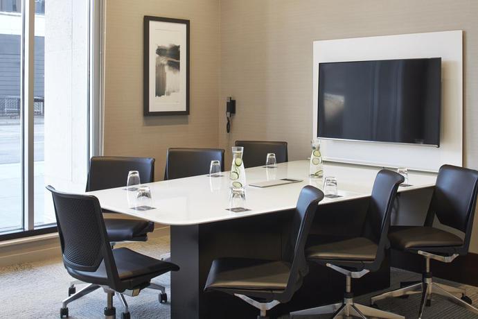 Imagen de los interiores del Hotel AC Hotel by Marriott Minneapolis Downtown. Foto 8
