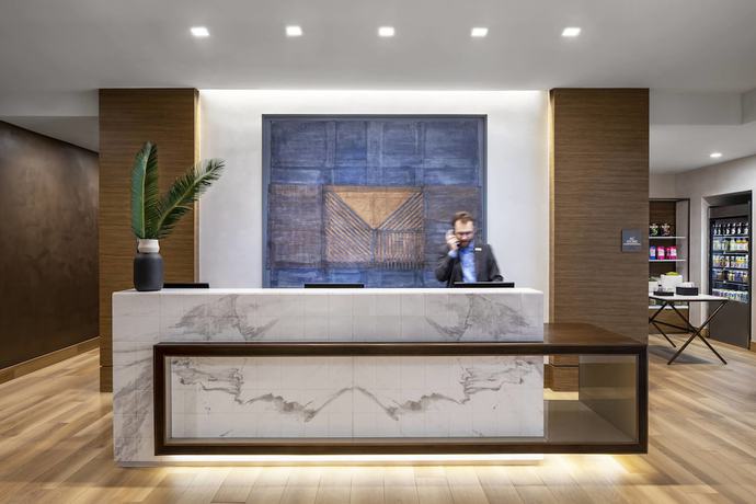 Imagen de los interiores del Hotel AC Hotel by Marriott New York Downtown. Foto 18