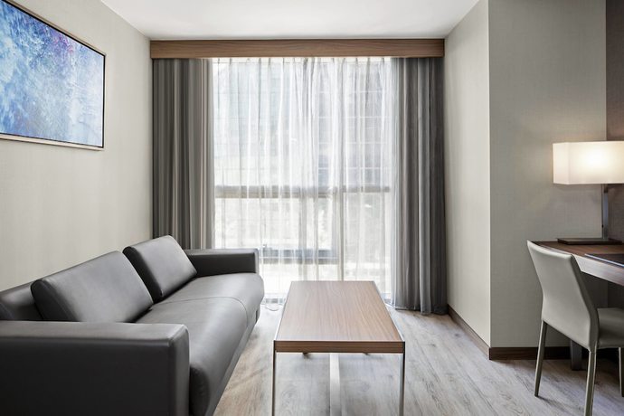 Imagen de la habitación del Hotel AC Hotel by Marriott New York Downtown. Foto 9