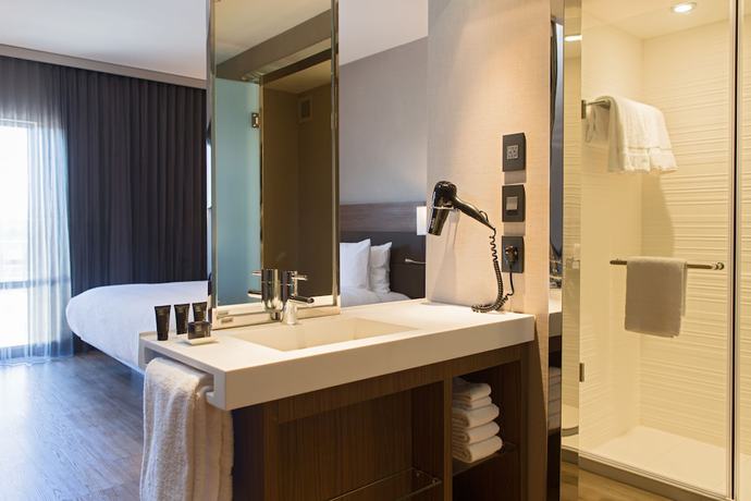 Imagen de la habitación del Hotel AC Kansas City Plaza. Foto 10