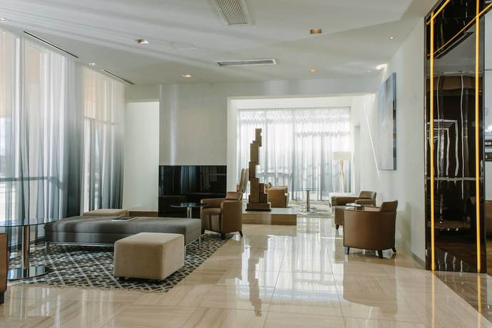 Imagen de los interiores del Hotel AC Kansas City Plaza. Foto 16