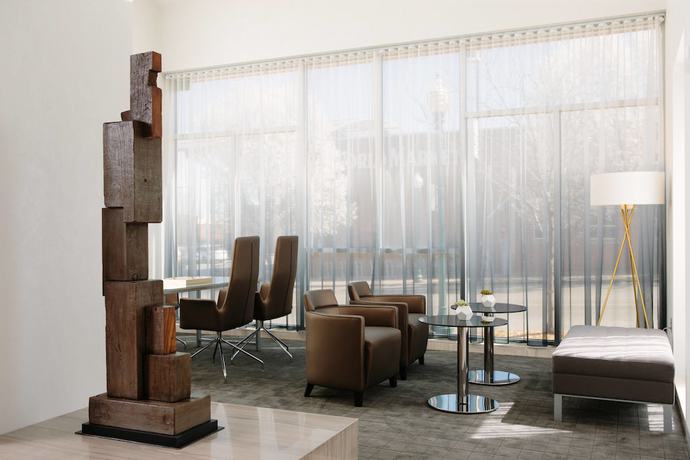 Imagen de los interiores del Hotel AC Kansas City Plaza. Foto 17