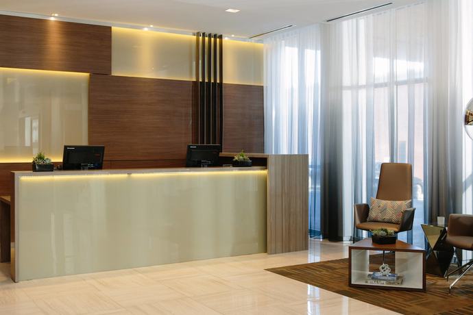 Imagen de los interiores del Hotel AC Kansas City Plaza. Foto 18