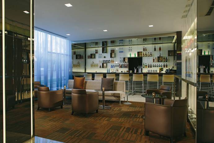 Imagen del bar/restaurante del Hotel AC Kansas City Plaza. Foto 8