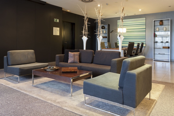 Imagen de los interiores del Hotel AC Madrid Airport. Foto 7