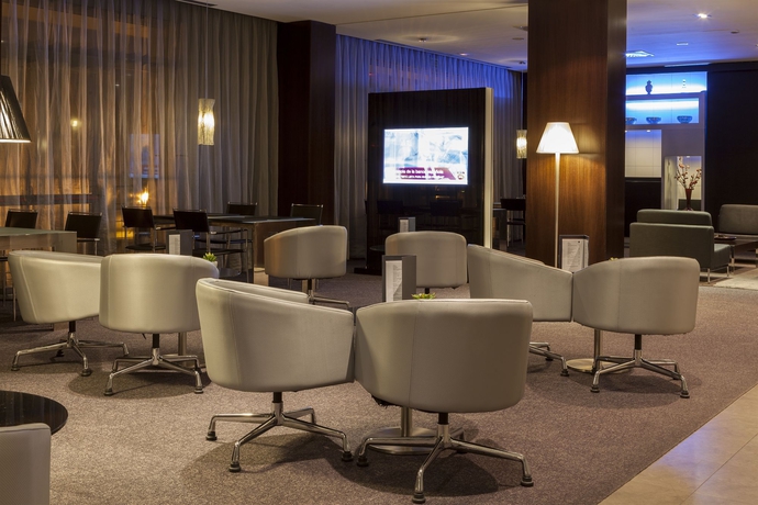 Imagen de los interiores del Hotel AC Madrid Airport. Foto 12
