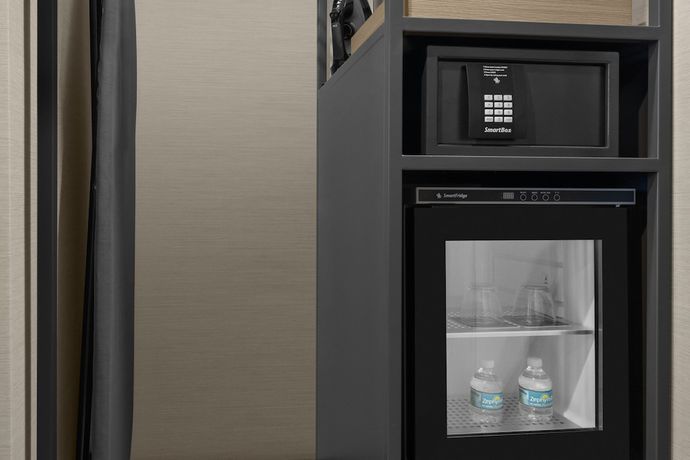 Imagen de la habitación del Hotel AC Miami Dadeland. Foto 5