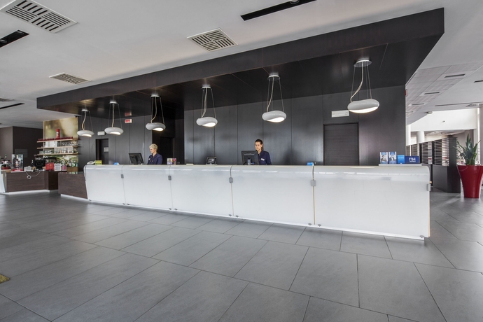 Imagen de los interiores del Hotel AC Milan Sesto. Foto 15