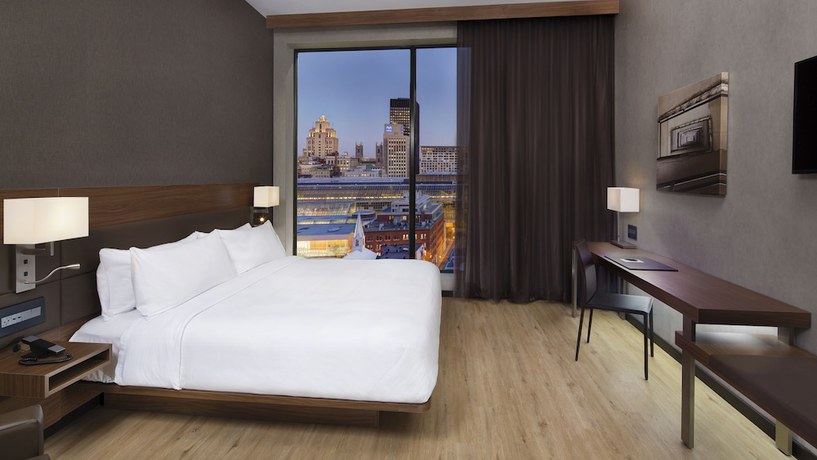 Imagen de la habitación del Hotel AC Montr&eacute;al Centre-ville. Foto 3