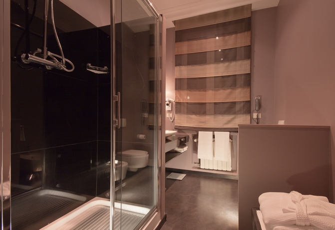 Imagen de la habitación del Hotel AC by Marriott Clodio Roma. Foto 3