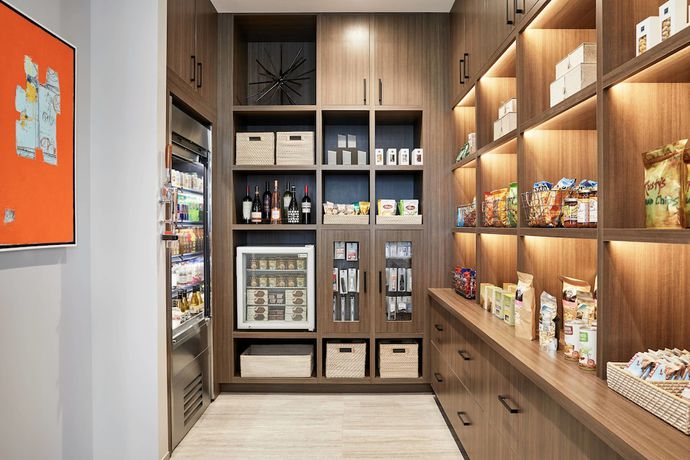 Imagen del bar/restaurante del Hotel AC by Marriott Phoenix Biltmore. Foto 3