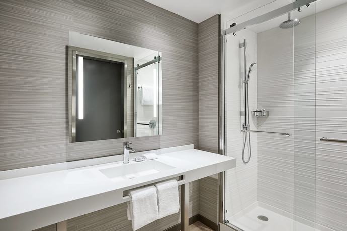 Imagen de la habitación del Hotel AC by Marriott Phoenix Biltmore. Foto 7