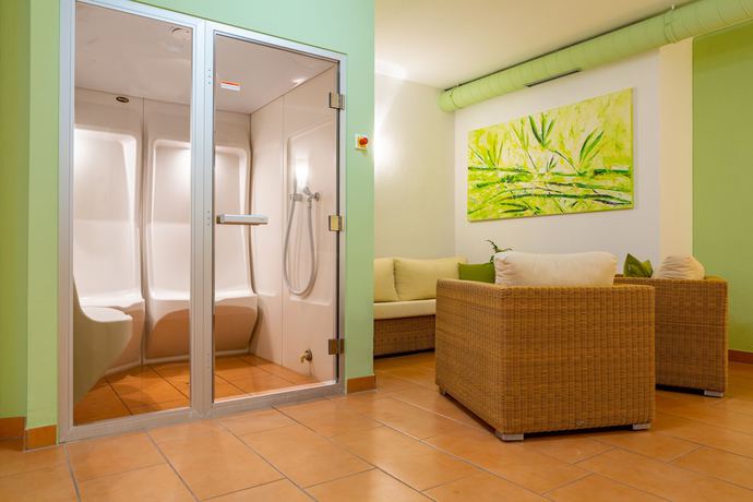 Imagen de la piscina del Hotel ACANTUS. Foto 20