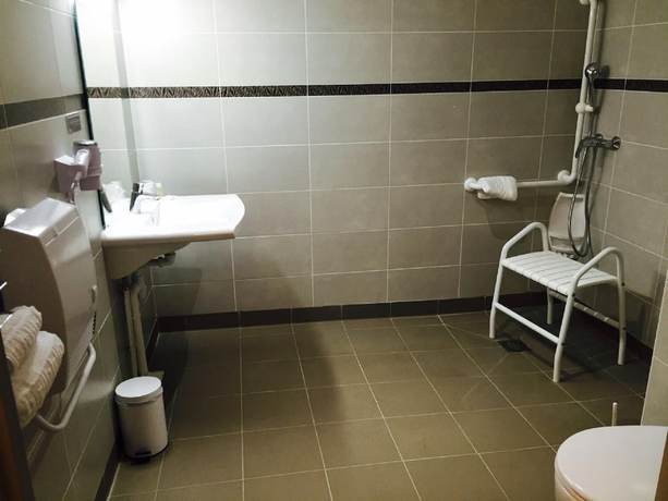 Imagen de la habitación del Hotel ACE Hôtel Chartres. Foto 5