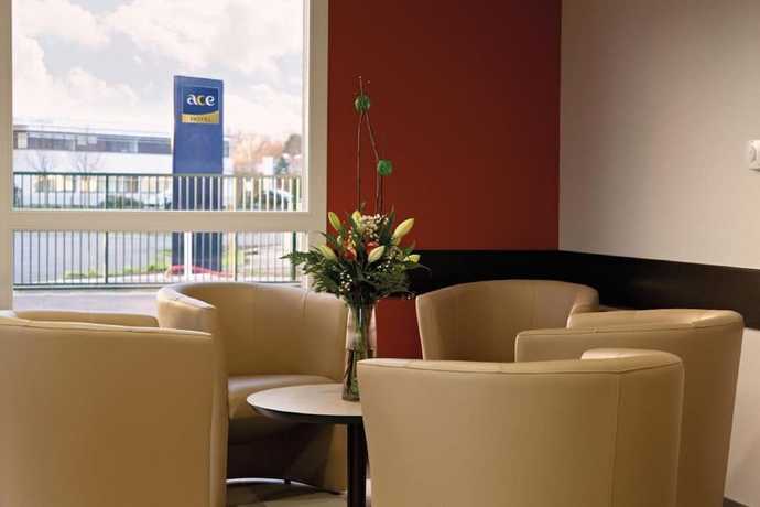 Imagen de los interiores del Hotel ACE Hôtel Chartres. Foto 20