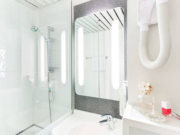 Imagen de la habitación del Hotel ACE H&ocirc;tel Travel Fabr&egrave;gues - A9 Montpellier Sud. Foto 16