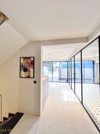 Imagen de los interiores del Hotel ACE STAYZ Sector57 Gurugram. Foto 13