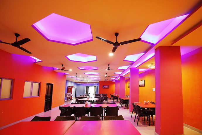 Imagen del bar/restaurante del Hotel ACE, Udaipur. Foto 2