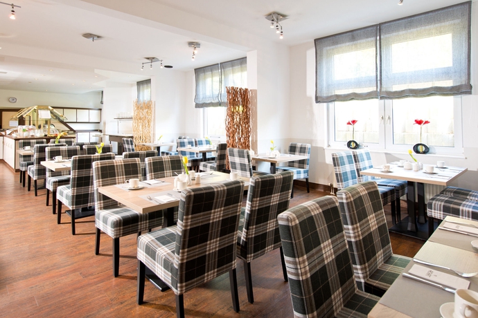 Imagen del bar/restaurante del Hotel ACHAT Hotel Frankfurt Airport. Foto 3