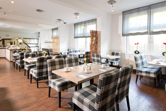 Imagen del bar/restaurante del Hotel ACHAT Hotel Frankfurt Airport. Foto 4