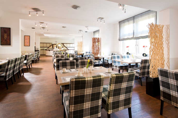 Imagen del bar/restaurante del Hotel ACHAT Hotel Frankfurt Airport. Foto 5