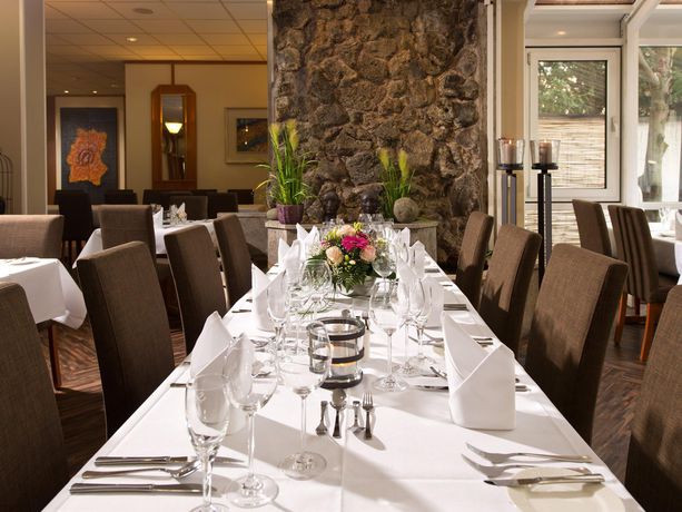 Imagen del bar/restaurante del Hotel ACHAT Hotel Neustadt an der Weinstra&szlig;e. Foto 2