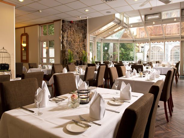 Imagen del bar/restaurante del Hotel ACHAT Hotel Neustadt an der Weinstra&szlig;e. Foto 4