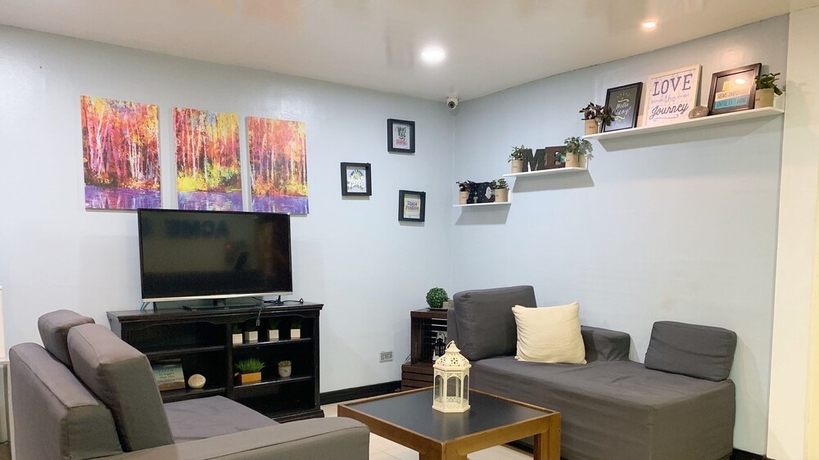 Imagen de los interiores del Hotel ACME Inn Subic. Foto 16