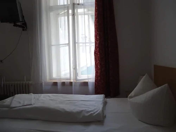 Imagen de la habitación del Hotel ADAM, Charlottenburg. Foto 5
