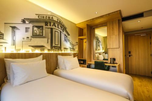 Imagen de la habitación del Hotel ADAY Casablanca. Foto 17